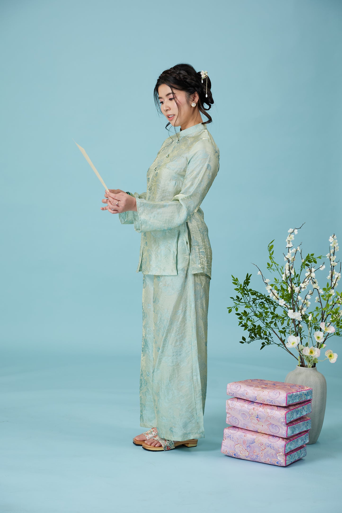 Vân - Shimmery Teal Button High Collar Bà Ba Top Only, No Pants