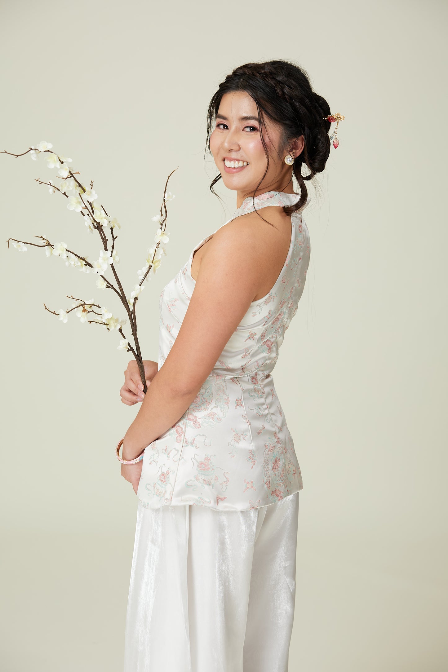 Vân - Wisp Crystal White Scalloped Yem Inspired Top Only, No Pants