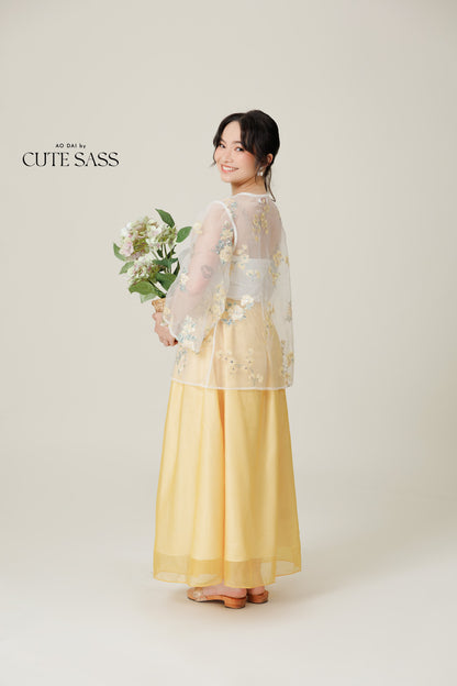 Vân - Daisy Embroidery Sheer Coat Top Only, No Pants
