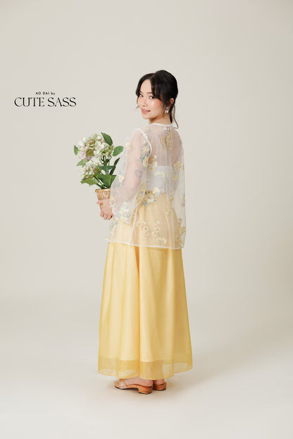 Vân - Daisy Embroidery Sheer Coat Top Only, No Pants