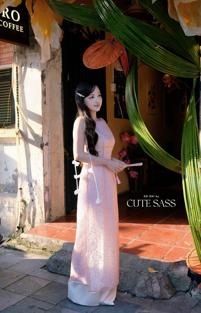Linh Vy - Muse Light Pink Sleeveless Ao Dai Top Only and Shoulder Strings, No Pants 12C