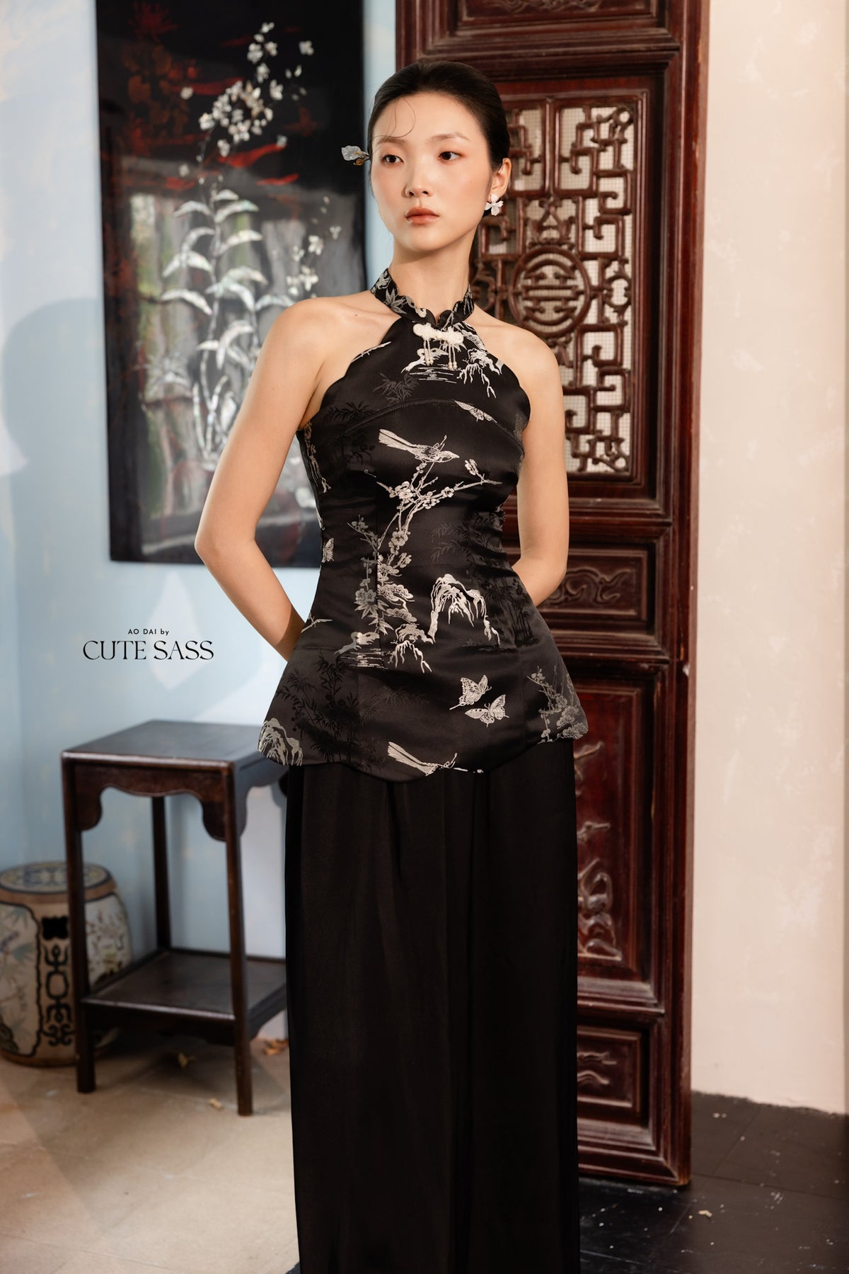 Khảm - Wisp Black Silver Scalloped Yem Inspired Top Only, No Pants