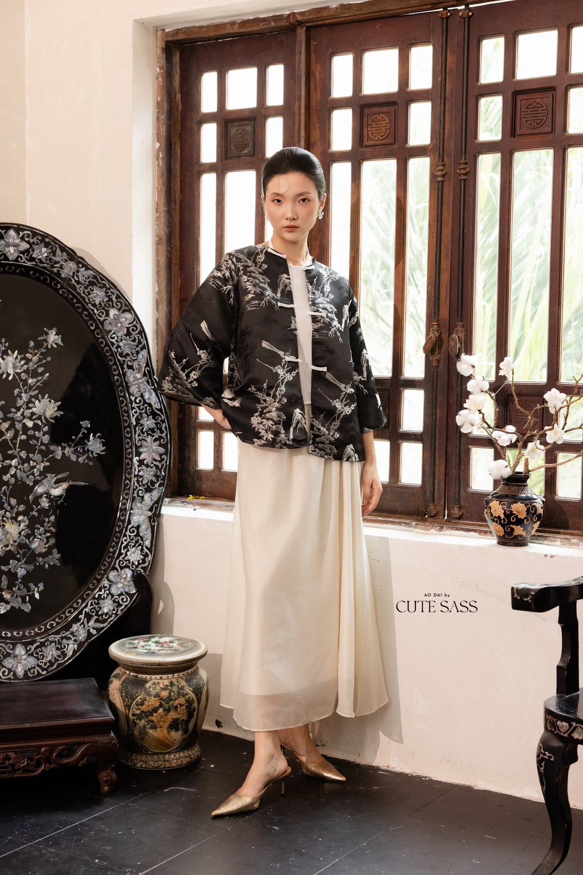 Khảm - Gender Fluid Black Silver Wide Sleeve Coat Top Only, No Pants