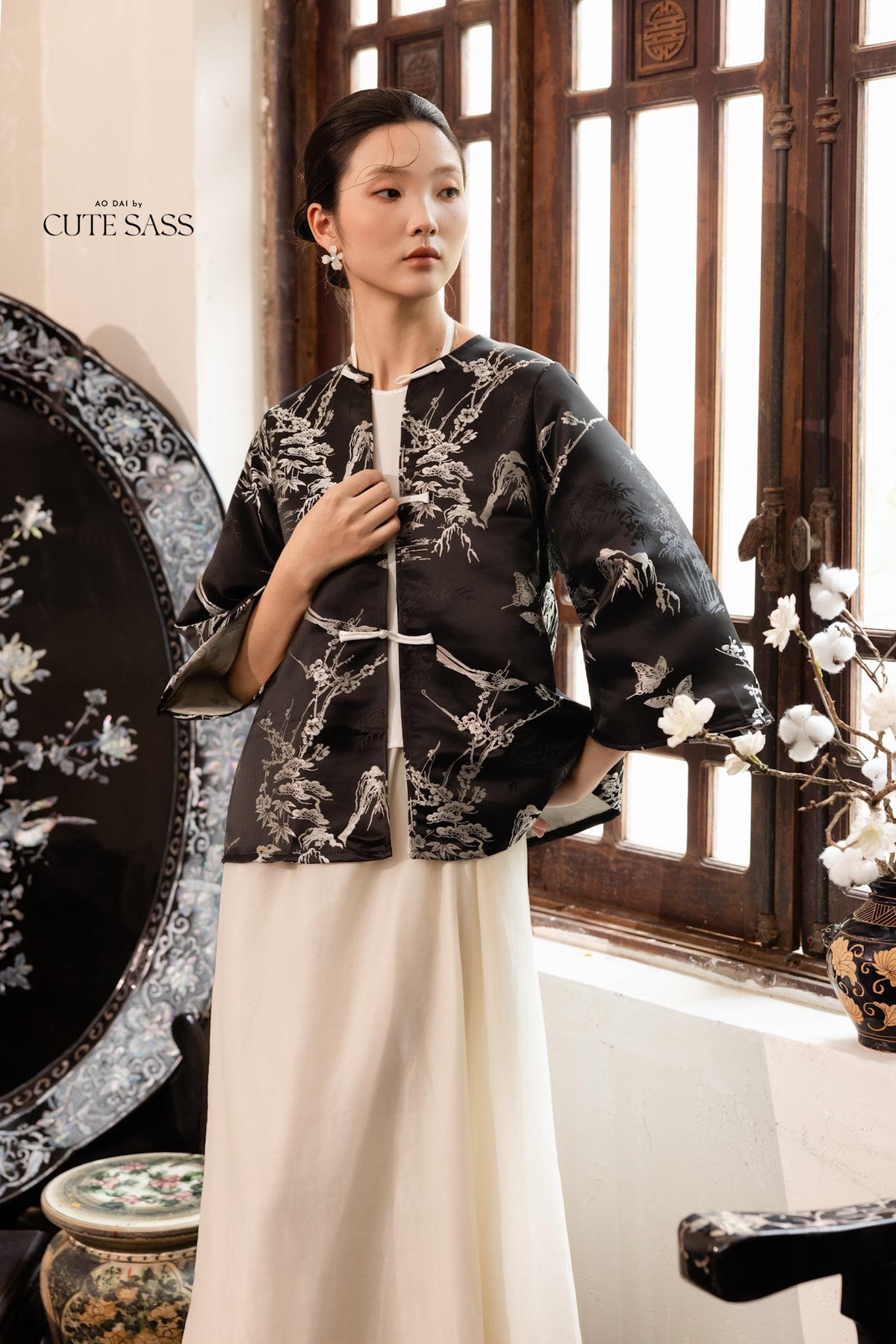 Khảm - Gender Fluid Black Silver Wide Sleeve Coat Top Only, No Pants