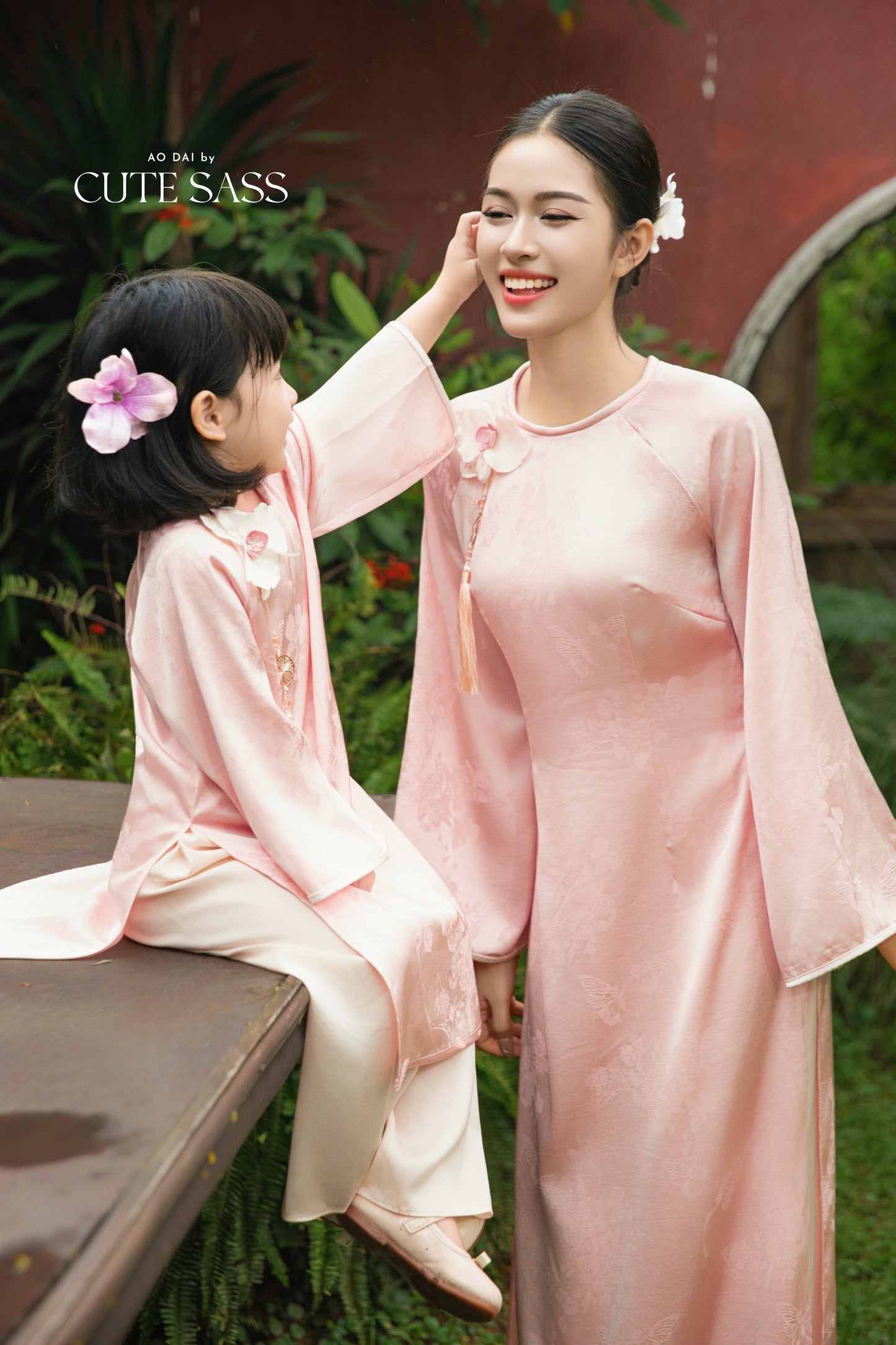 Gia Hòa - Mom and Daughter Pink with Hibiscus Flower Pin Ao Dai Set