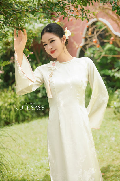 Gia Hòa - Mom and Daughter Cream with Hibiscus Flower Pin Ao Dai Set 22D