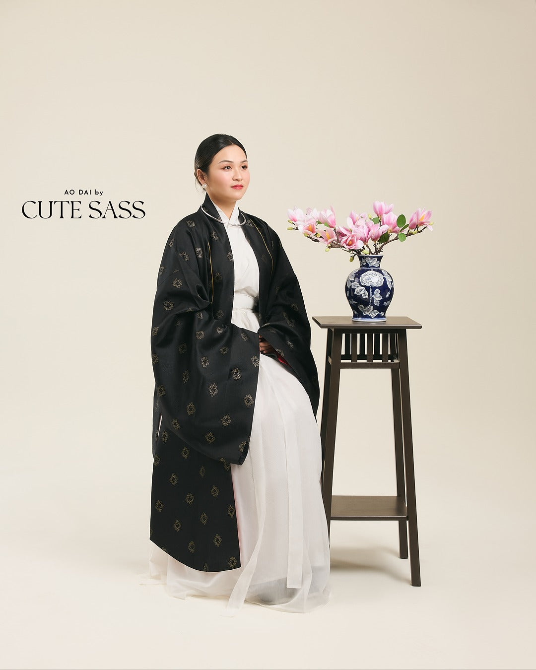 Ao Doi Kham Black - Parallel-Flapped Jacket