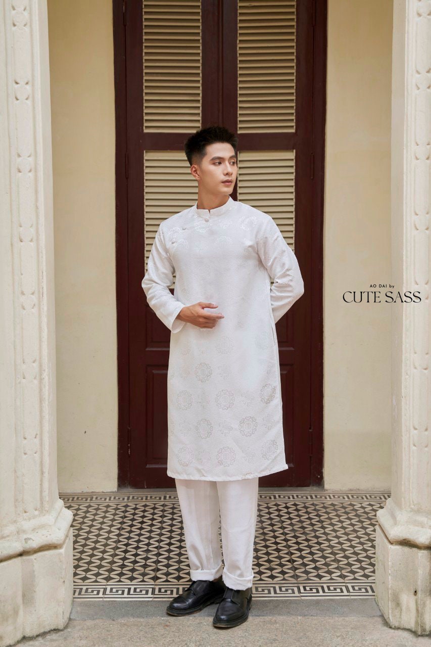 Men White Gam Silk Ao Dai Top