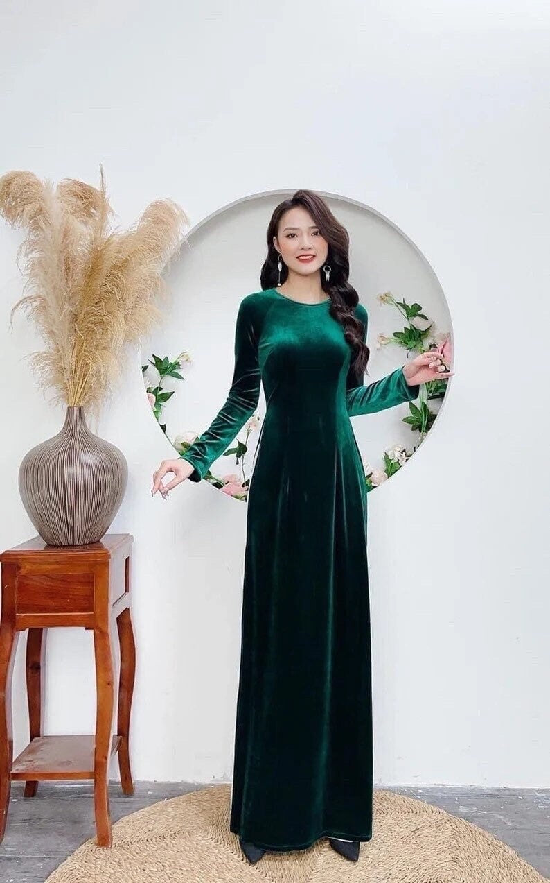 Green Velvet Plain Ao Dai Top Only, NO PANTS