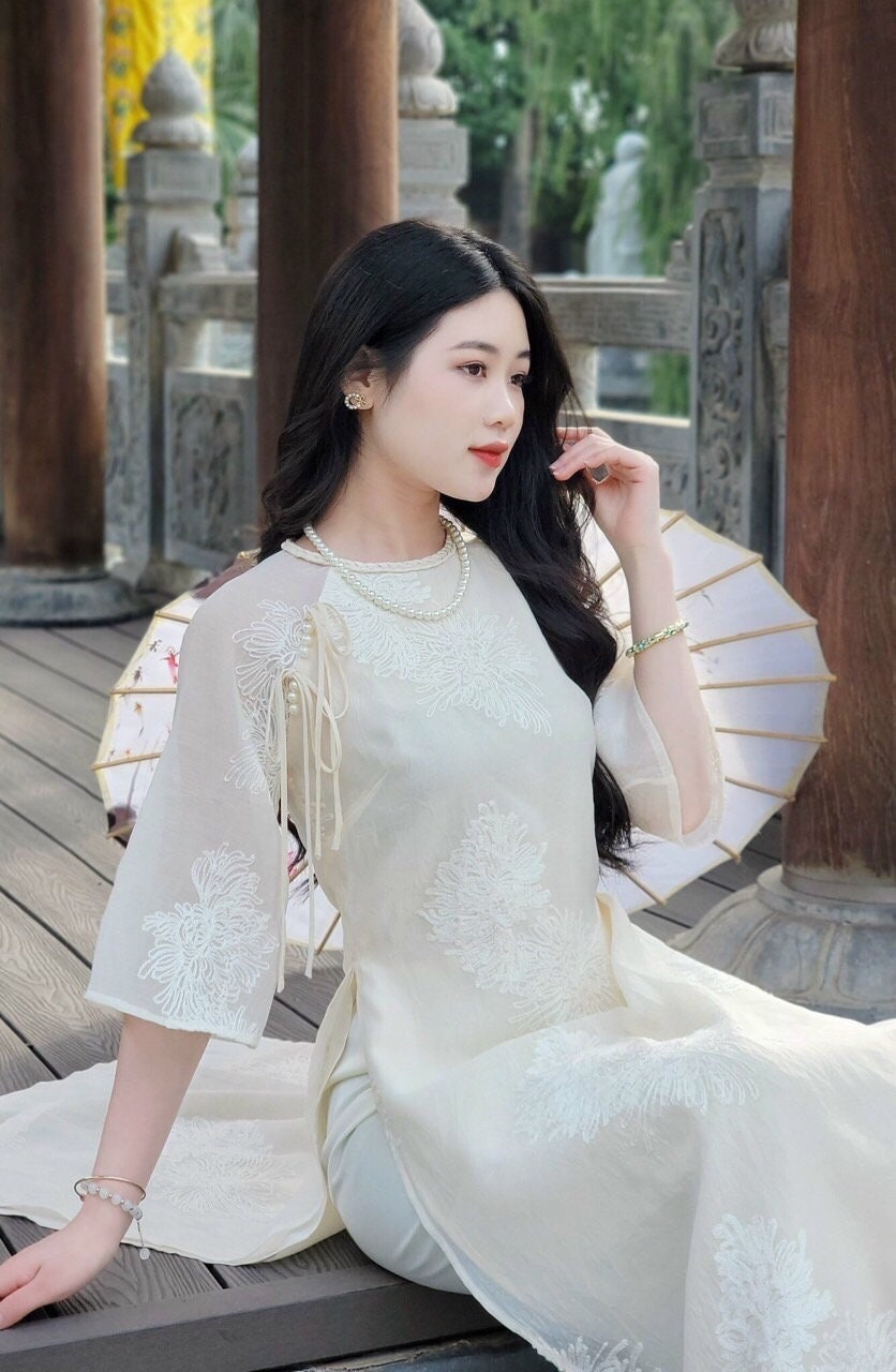 Shifted Chiffon Embroidery Ao Dai Top Only, NO PANTS (5 Colors)