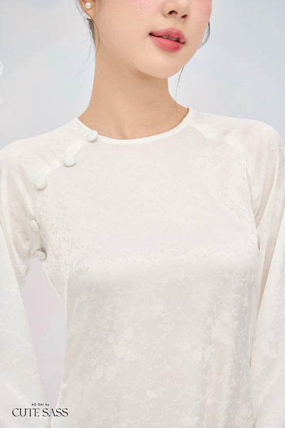 Tinh Kỳ - White Round Collar Ao Dai Set |Pre-made Traditional Vietnamese Ao Dai|Ao Dai with Pants|Graduaion