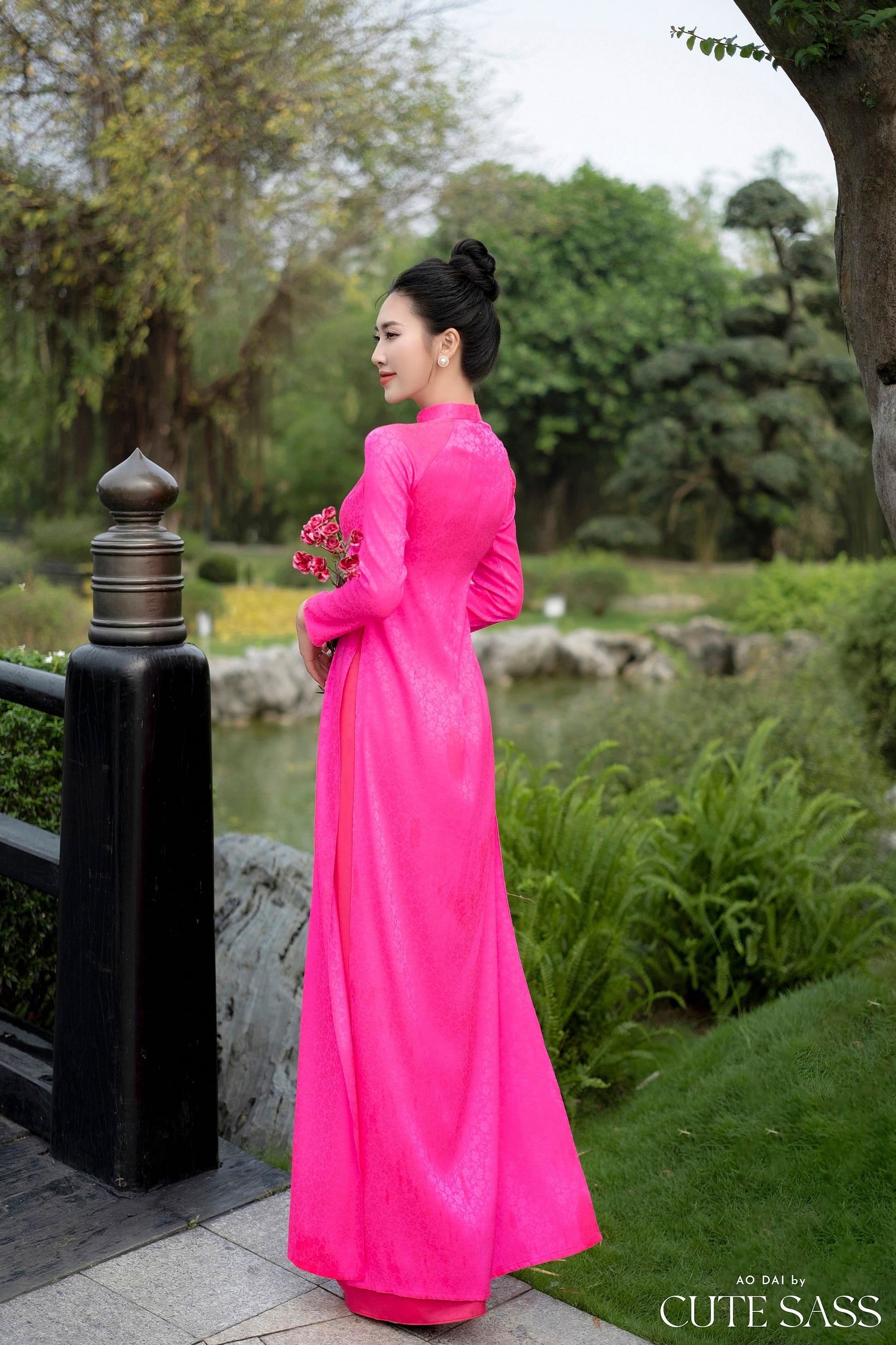 Hot Pink Traditional Gấm Ao Dai Set