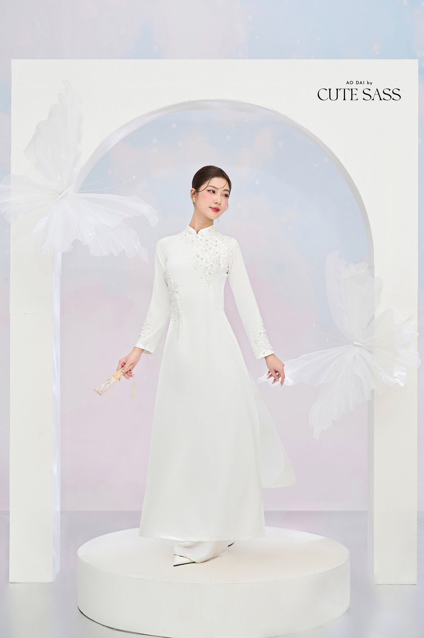 Tinh Kỳ - Jeweled Diamond Ao Dai Set M2|Pre-made Traditional Vietnamese Ao Dai|Ao Dai with Pants|Graduaion | Bridal |Ao Dai Truyen Thong|