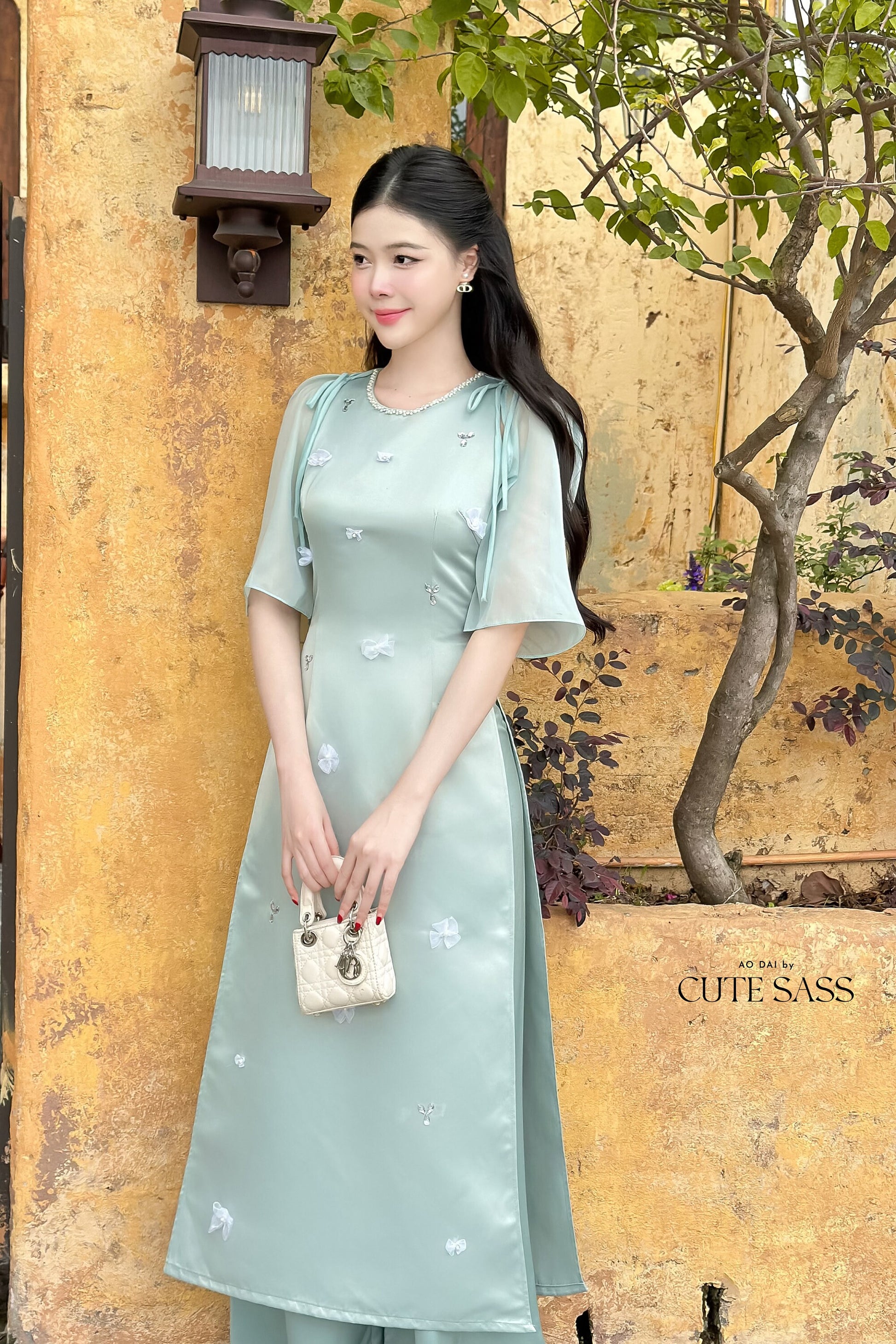 Sparkle Bow Details Ao Dai Set (2 Colors) |Pre-made Modernized Vietnamese Ao Dai| Ao Dai with Pants | Lunar New Year|18B