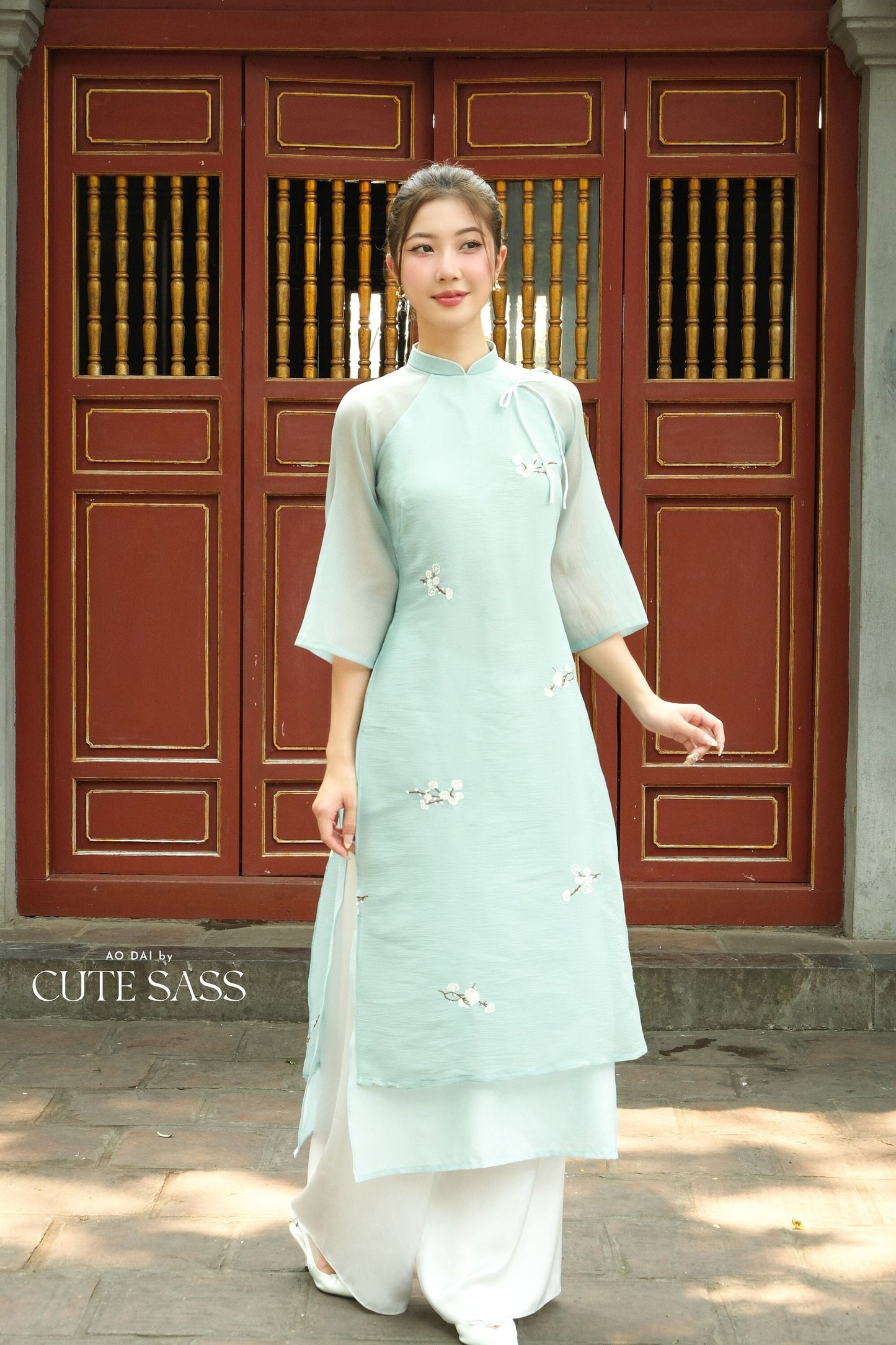 Shifted Blue Bow Ao Dai Set |Pre-made Modernized Vietnamese Ao Dai| Women Ao Dai with Pants | Lunar New Year| Ao Dai Cach Tan|40D