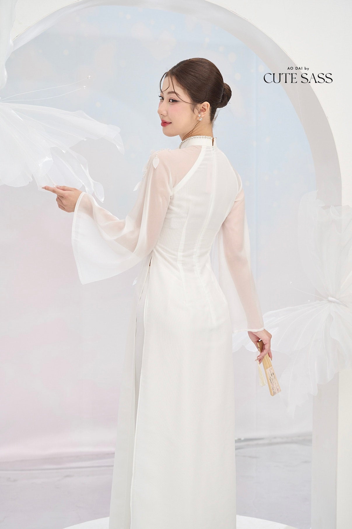 Tinh Kỳ - Crystal Lotus Ao Dai Set M3|Pre-made Traditional Vietnamese Ao Dai|Ao Dai with Pants|Graduaion | Bridal |Ao Dai Truyen Thong|