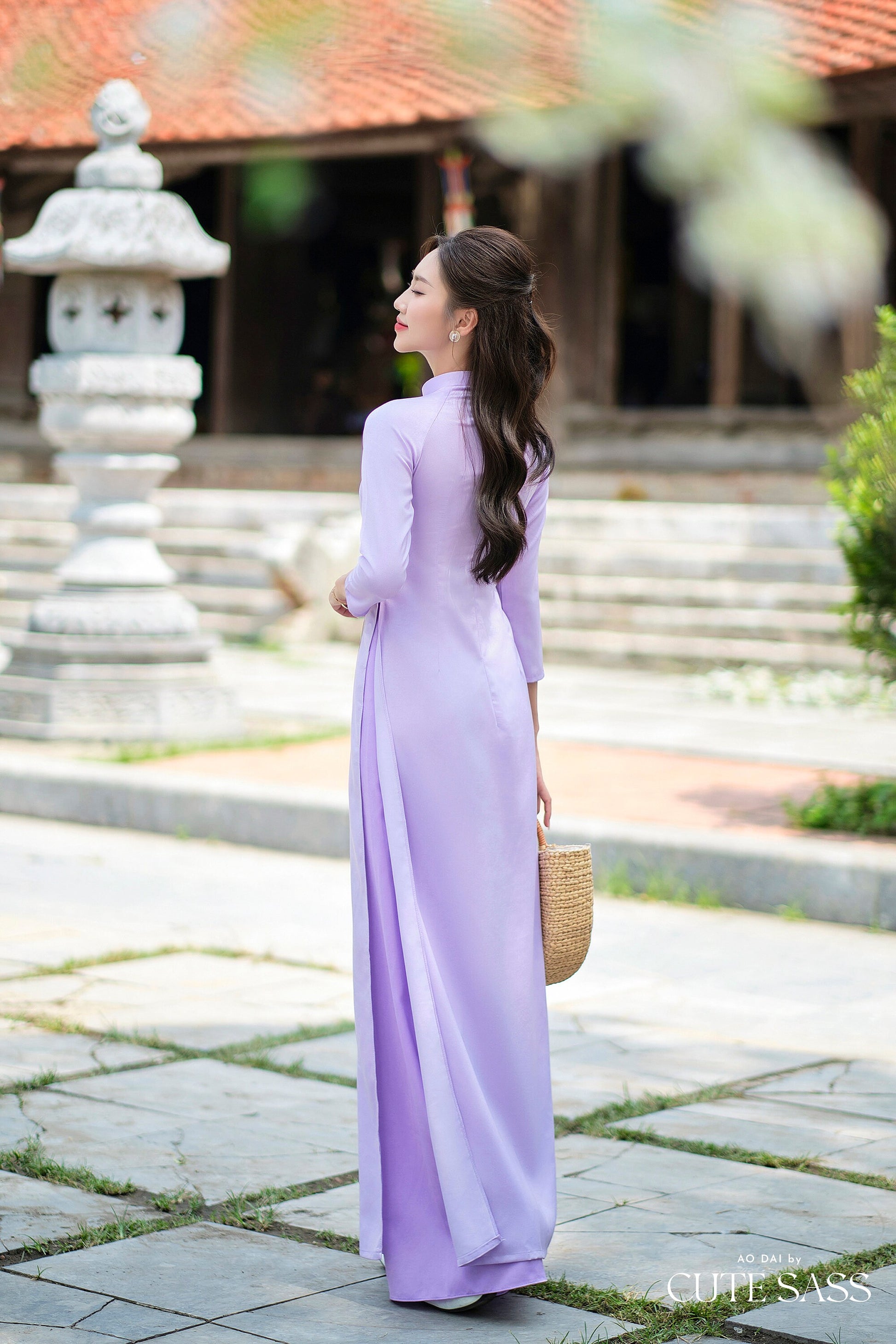 Purple Wisperia Silk Embroidery Ao Dai Set | Pre-made Traditional Vietnamese Ao Dai| Women Ao Dai with Pants| Ao Dai Truyen Thong|