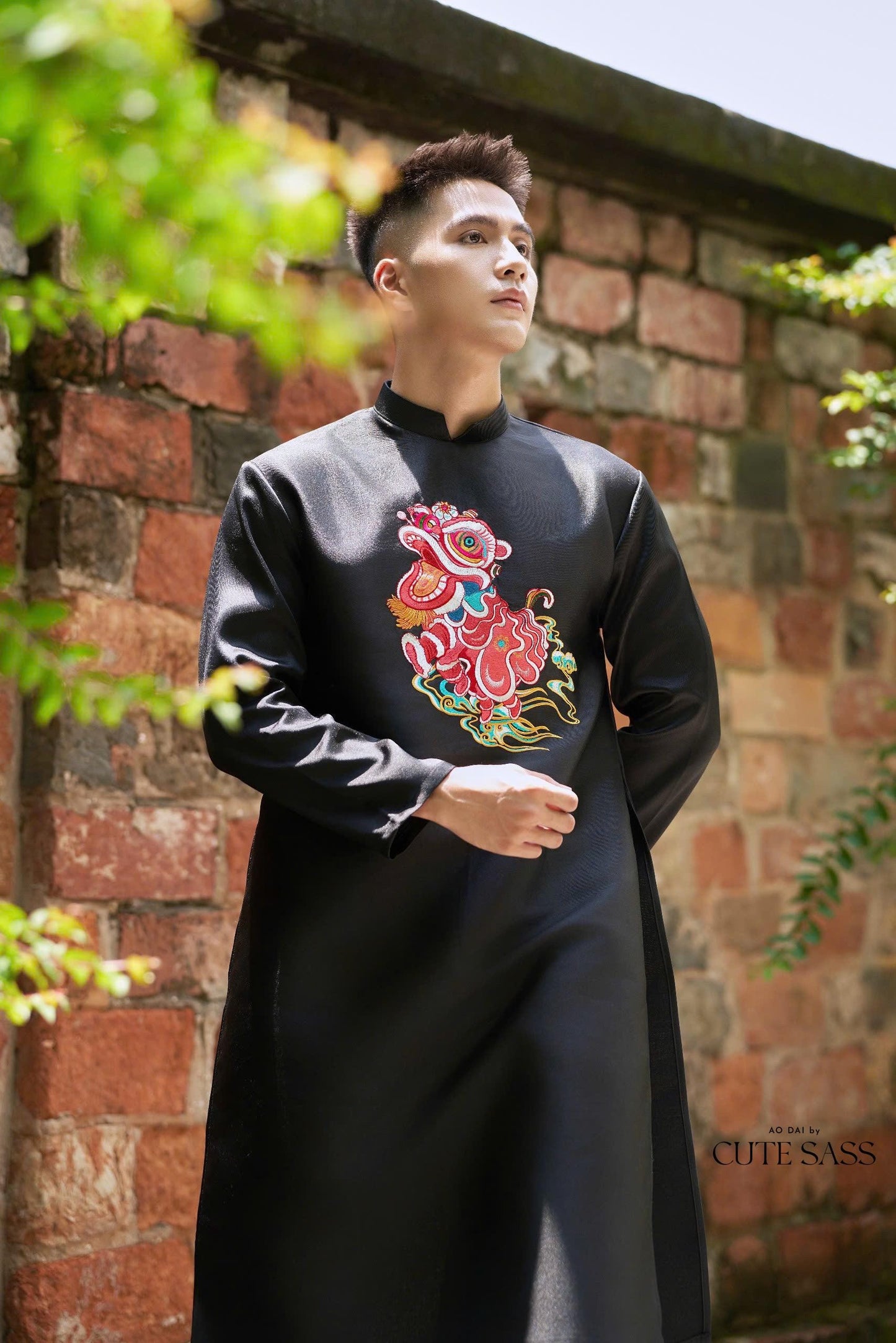 Black Embroidery Lan Ao Dai Top| Pre-made Traditional Vietnamese Ao Dai| Lunar New Year | Ao Dai for Dad, Boy | Ao Dai Tet|