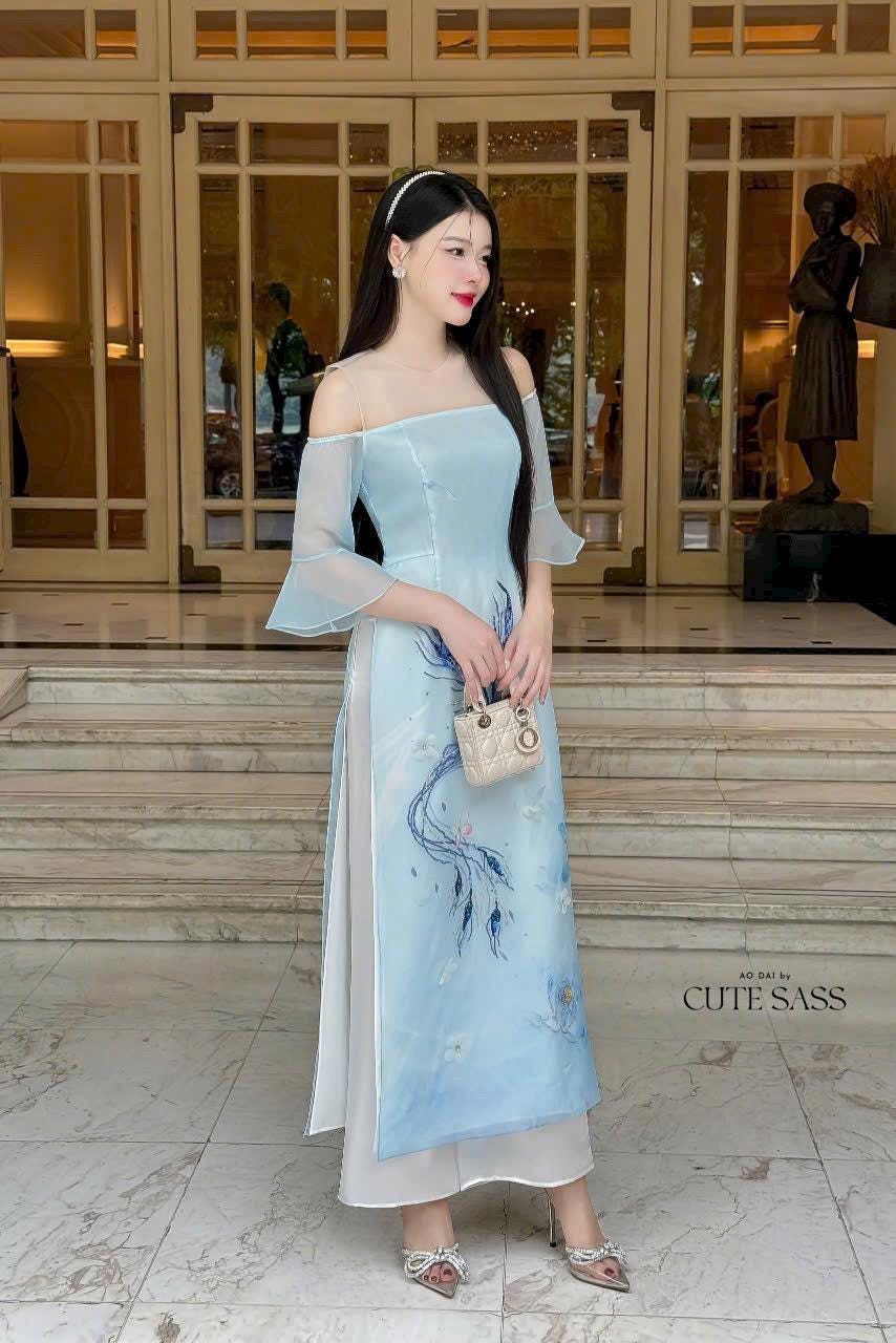 Blue Mesh Shoulder Flared Sleeves Ao Dai Set