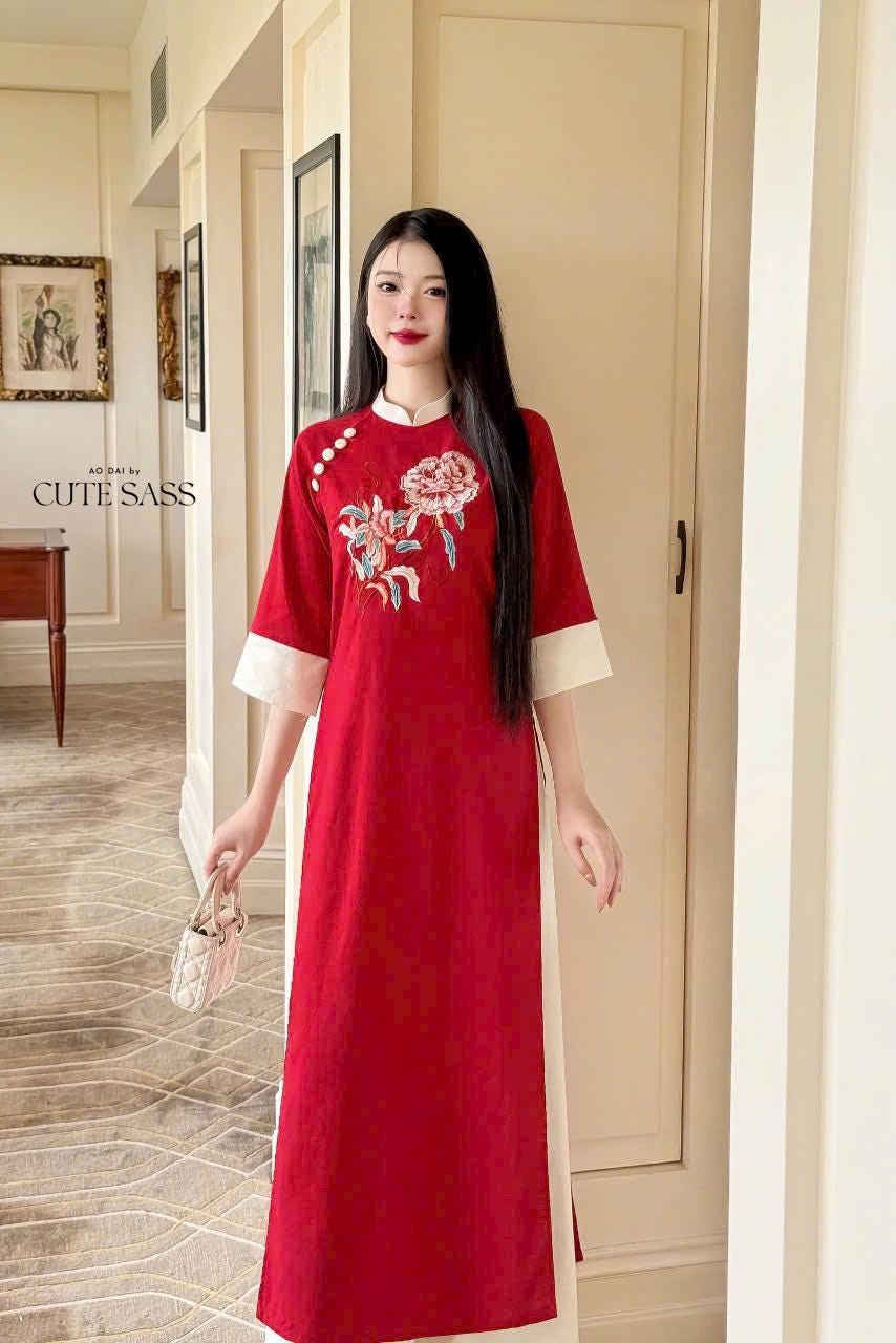 Linen Embroidery Ao Dai Set (6 Colors)