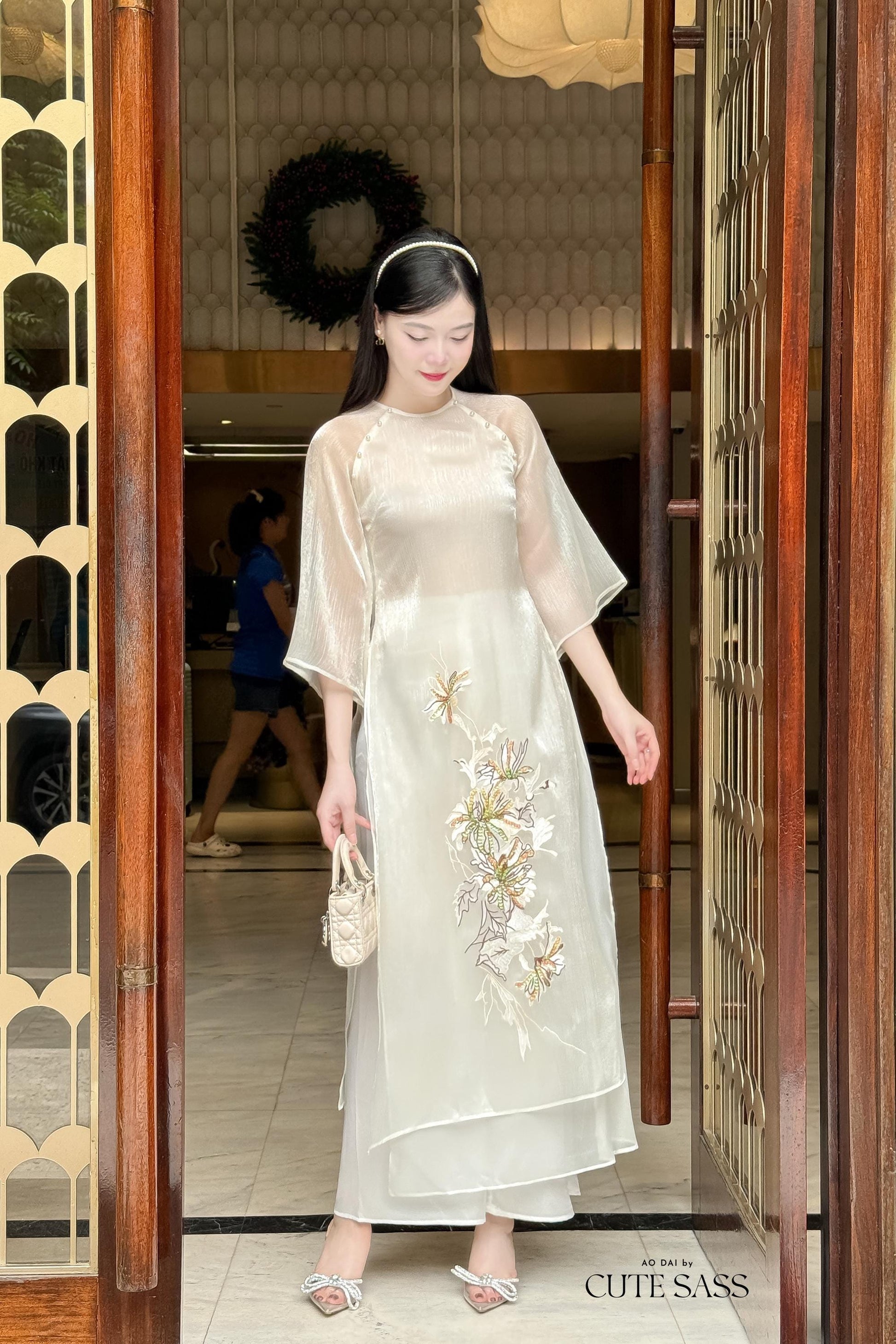 Cream Orchid Embroidery Chiffon Ao Dai Set | Pre-made Traditional Vietnamese Ao Dai|Ao Dai with Pants|Lunar New Year Ao Dai|