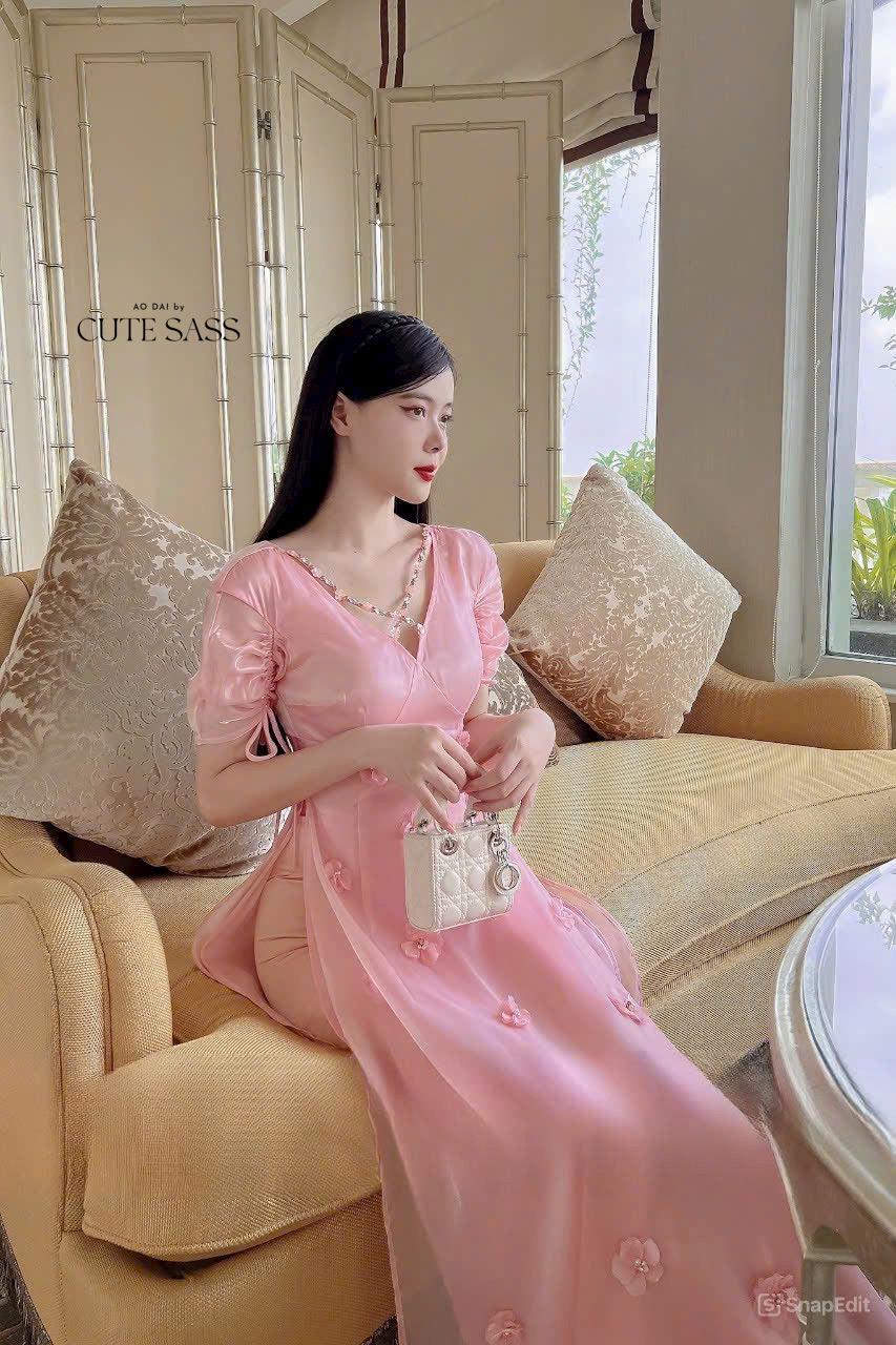 Pink V Neck Sparkle Short Sleeves Ao Dai Set | Pre-made Traditional Vietnamese Ao Dai|Ao Dai with Pants|Lunar New Year Ao Dai|