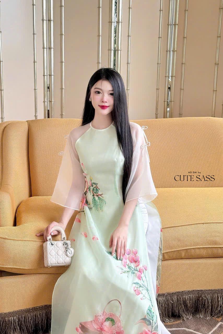 Pastel Green Lotus Bow Sleeves Ao Dai Set 19D