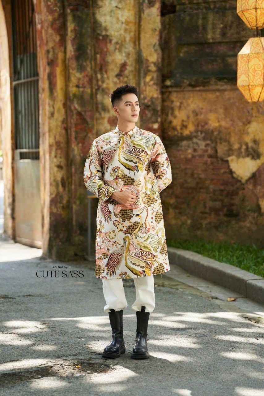 Men Gold Peacock 3D Gam Ao Dai Top| Pre-made Traditional Vietnamese Ao Dai| Lunar New Year | Ao Dai for Dad, Boy | Ao Dai Tet|