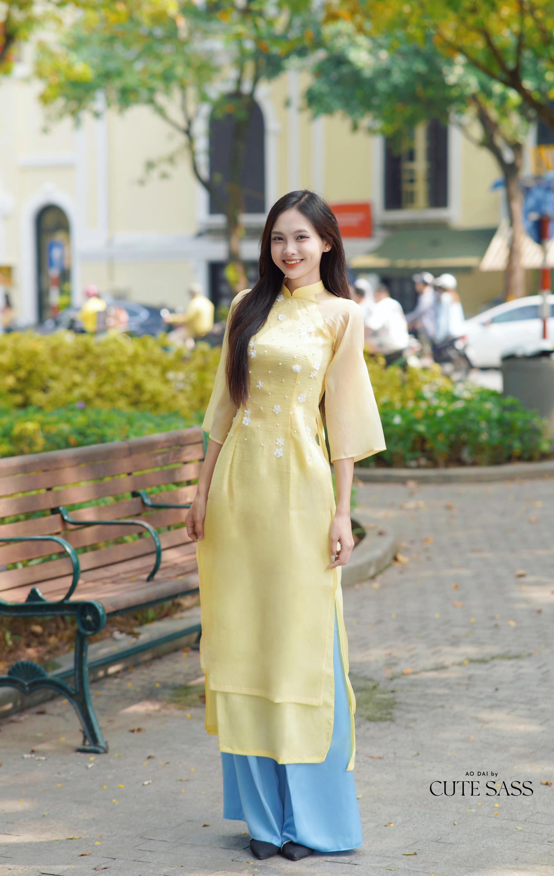 Yellow Sparkle Daisy Ao Dai Set 26C|Pre-made Modernized Vietnamese Ao Dai| Ao Dai with Pants | Lunar New Year| Ao Dai Truyen Thong|26C