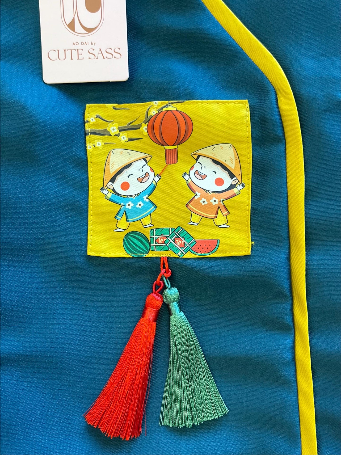 Pet Blue Banh Tet Tassel Ao Dai 14-15B