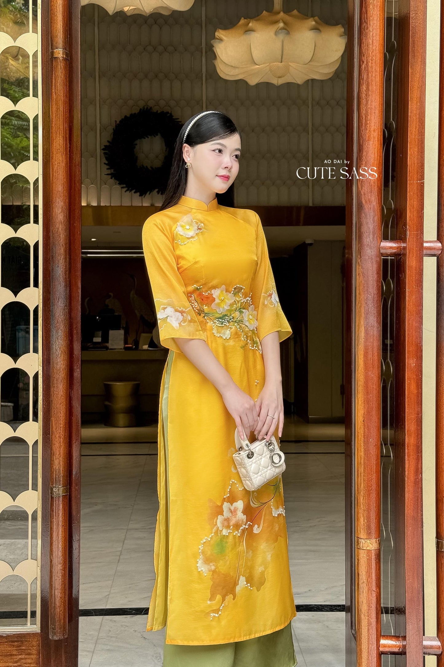 Moc Lan - Yellow Ombre with Green Pants Ao Dai Set |Pre-made Traditional Vietnamese Women Ao Dai with Pants | Lunar New Year|Ao Dai Cach Tan