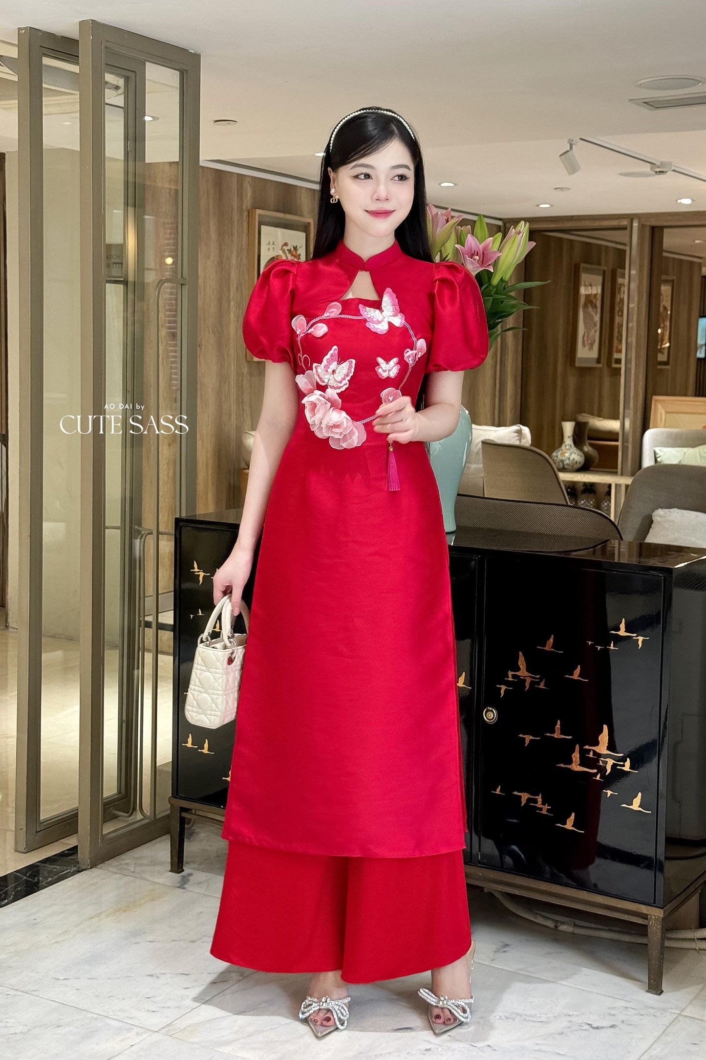 Huyen Mi - Red Cut Out Puffy Sleeves Ao Dai Set 20C|Pre-made Traditional Vietnamese Women Ao Dai with Pants | Lunar New Year|Ao Dai Cach Tan