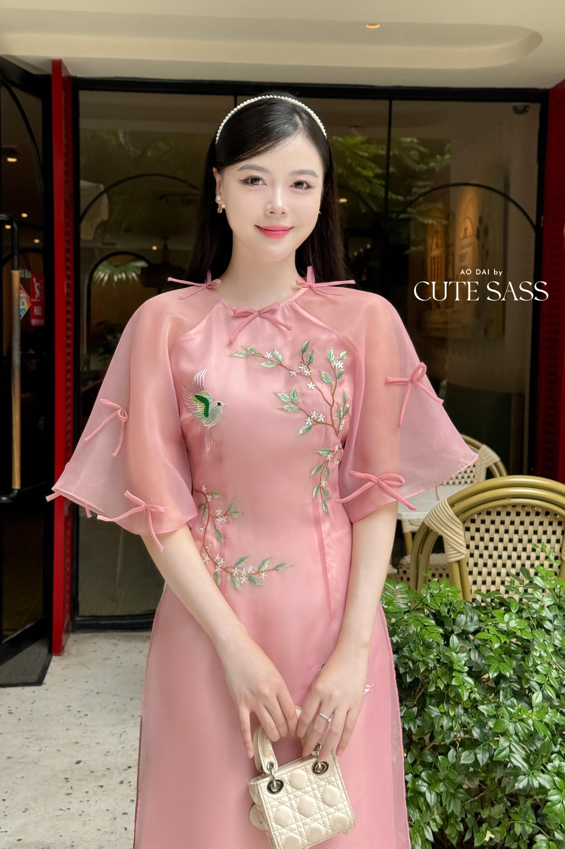 Moc Lan - Pink Pom Bow Sleeves Ao Dai Set | Pre-made Traditional Vietnamese Women Ao Dai with Pants | Lunar New Year| Ao Dai Cach Tan|