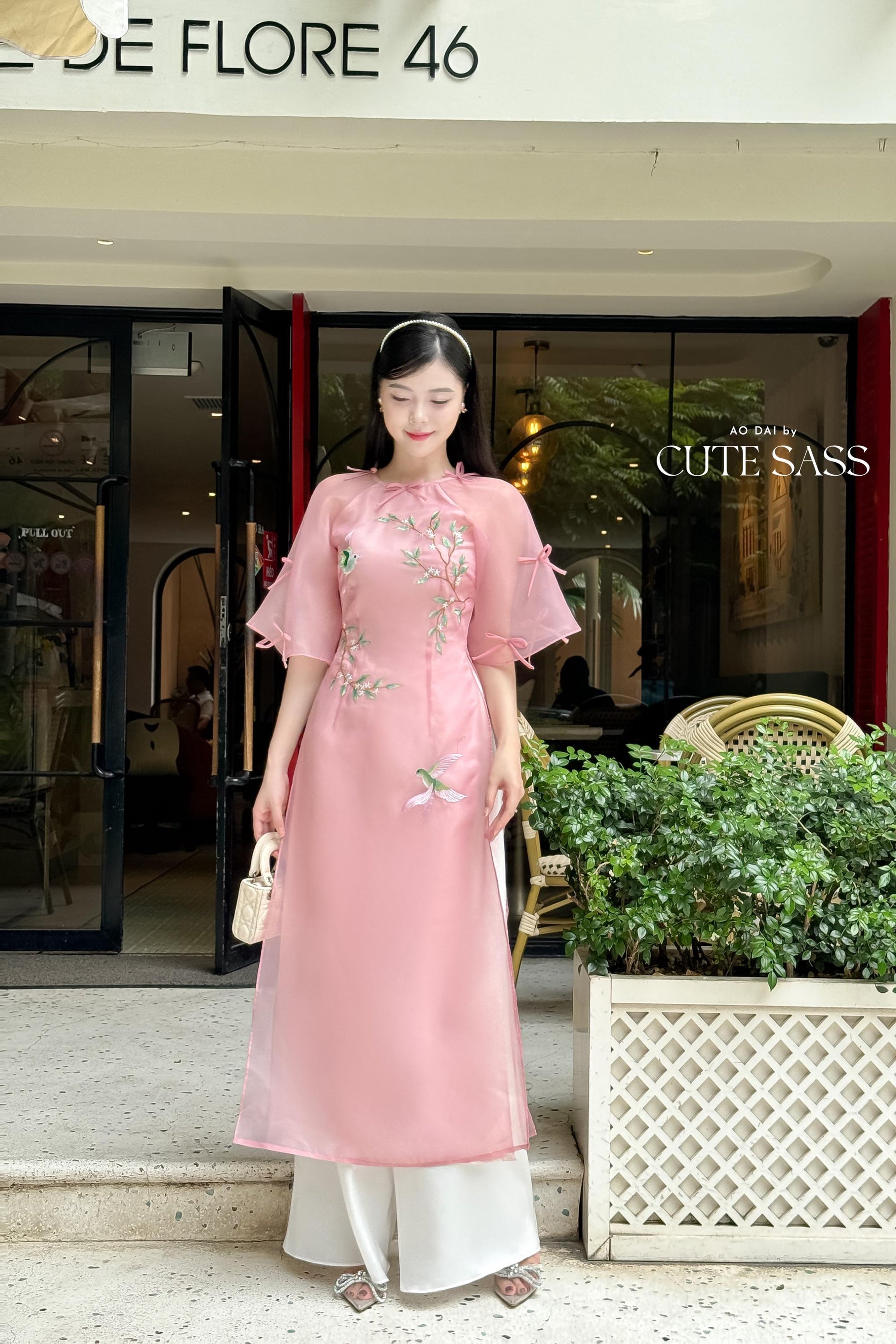 Moc Lan - Pink Pom Bow Sleeves Ao Dai Set | Pre-made Traditional Vietnamese Women Ao Dai with Pants | Lunar New Year| Ao Dai Cach Tan|