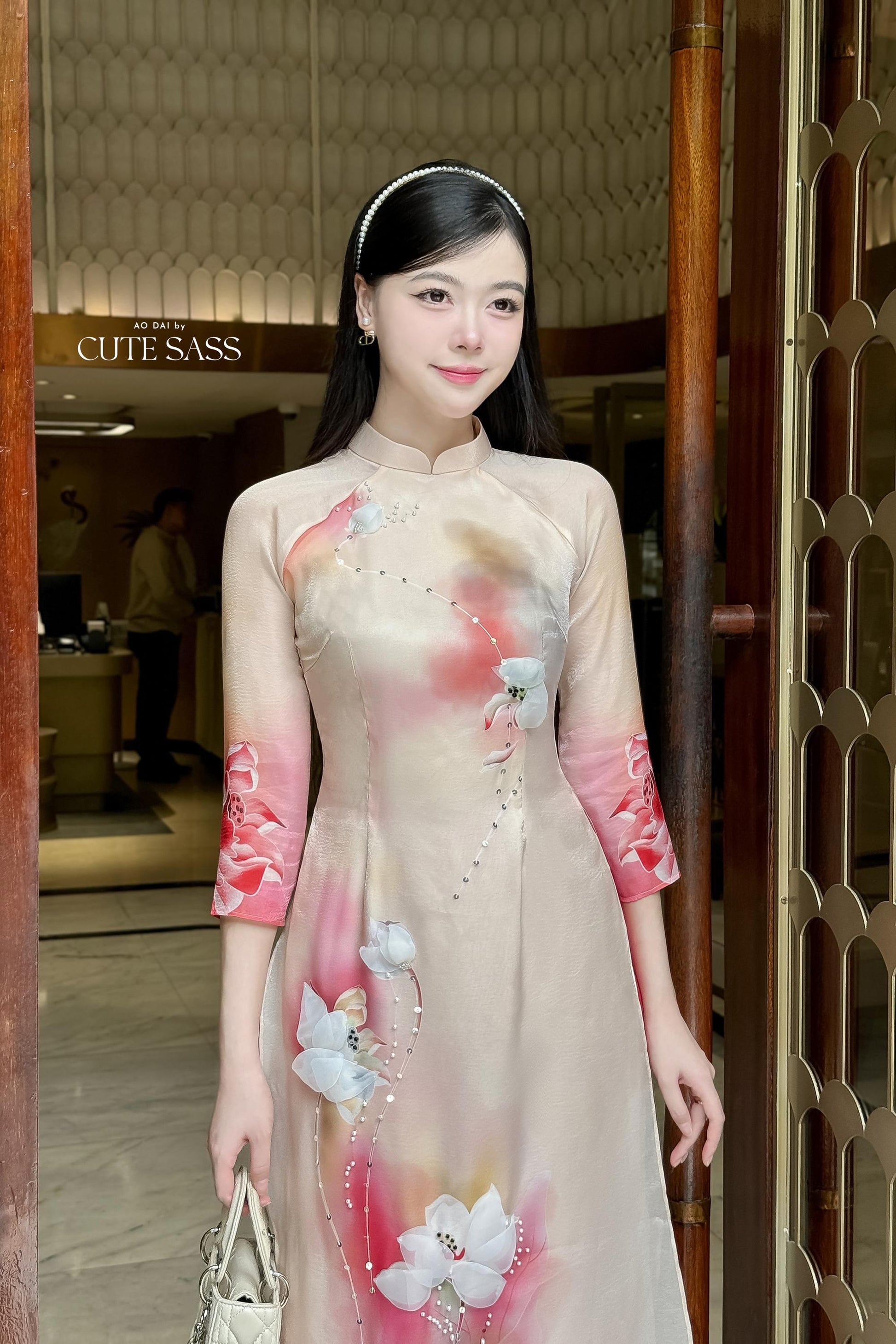 Moc Lan - Cream Ombre with Red Pants Ao Dai Set | Pre-made Traditional Vietnamese Women Ao Dai with Pants | Lunar New Year| Ao Dai Cach Tan|