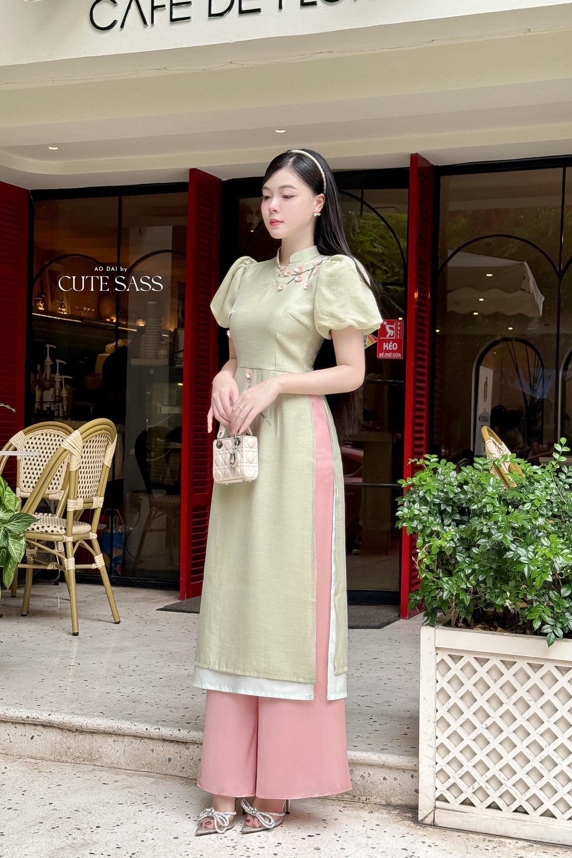 Huyen Mi - Pastel Green Puffy Sleeves Ao Dai Set|Pre-made Traditional Vietnamese Women Ao Dai with Pants | Lunar New Year|Ao Dai Cach Tan