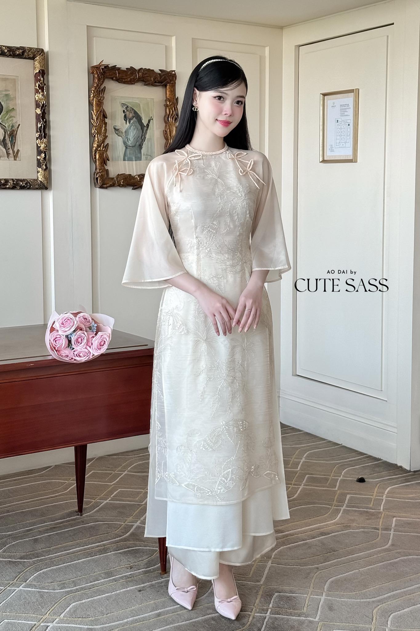 Cream Bows Embroidery Butterflies Ao Dai Set with White Pants 21D |Pre-made Modernized Vietnamese Ao Dai with Pants | Lunar New Year|