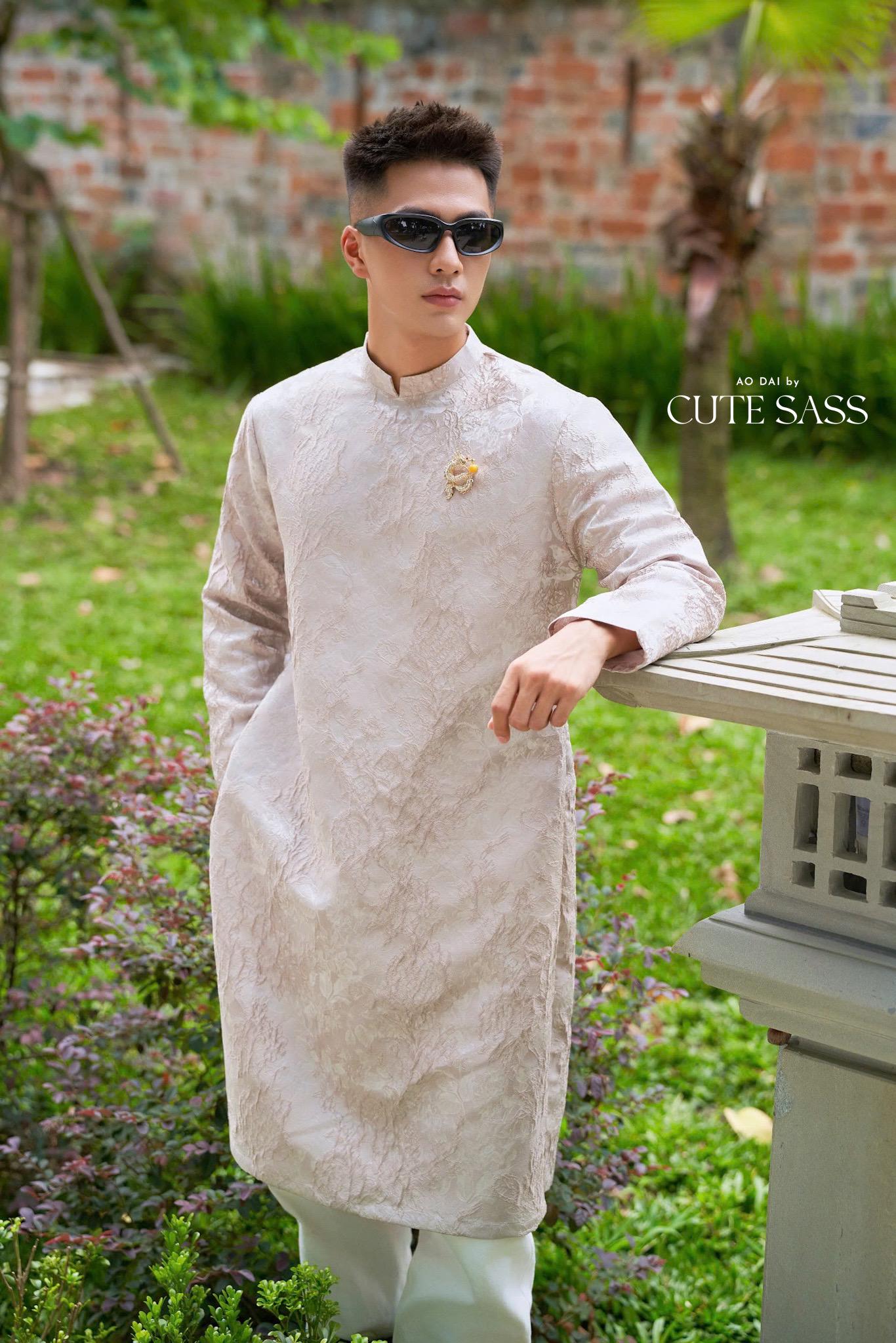 Men Ash Taupe 3D Gam Silk Ao Dai Top 21B| Pre-made Traditional Vietnamese Ao Dai| Lunar New Year | Ao Dai for Dad, Boy | Ao Dai Tet|