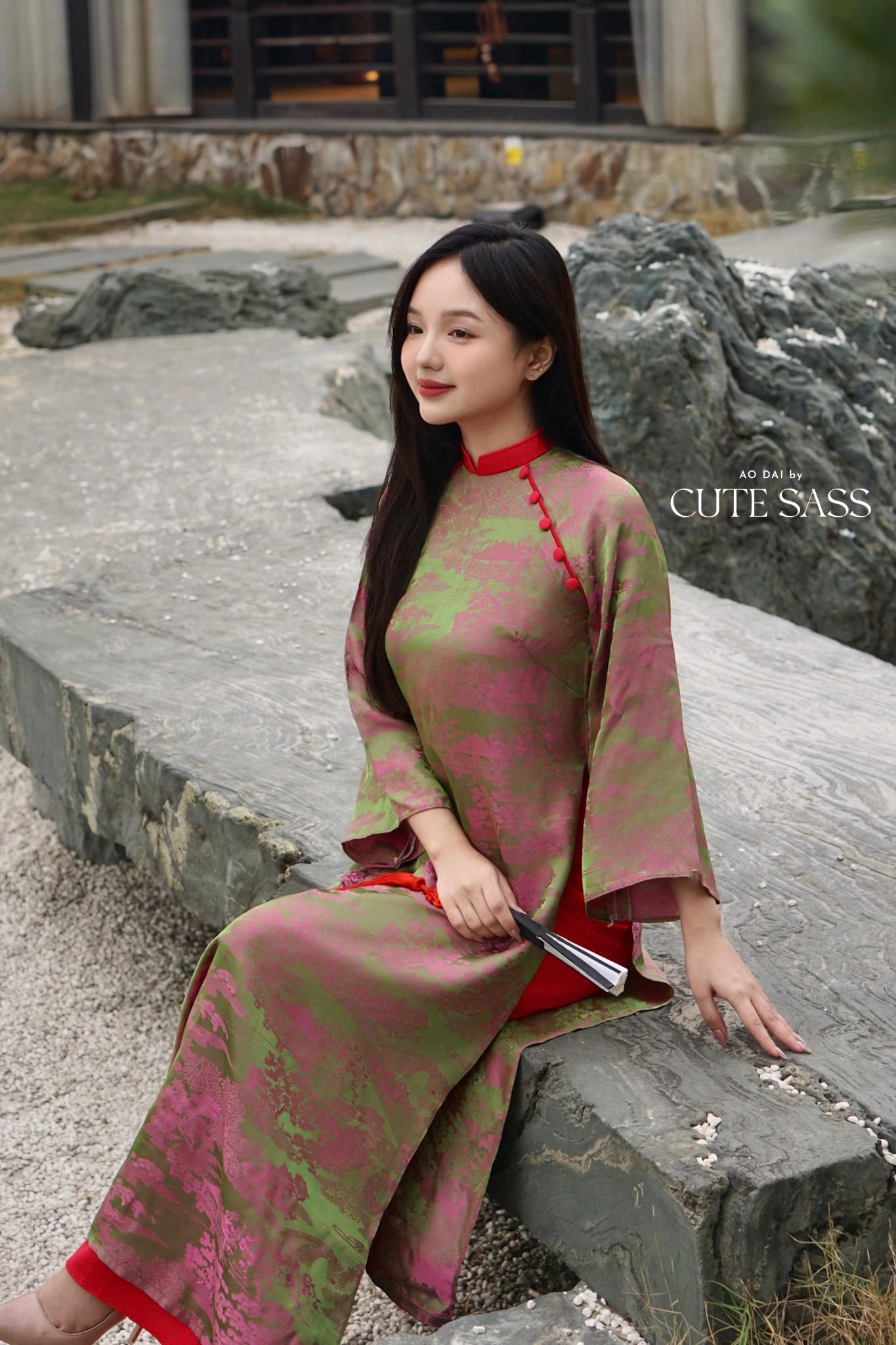 Green/Pink High Collar Tu Minh Pattern Silk with Buttons Ao Dai Set 12-13B|Pre-made Modernized Vietnamese Ao Dai with Pants | Lunar New Year