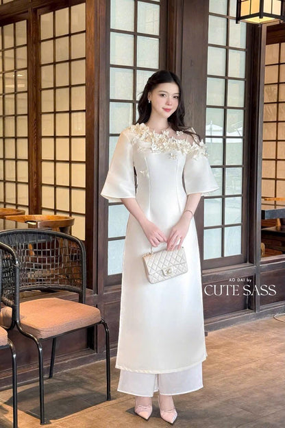 White 3D Flowers with Mesh Neckline Ao Dai Top Only, No Pant 30C|Pre-made Modernized Vietnamese Ao Dai| Pastel Ao Dai| Lunar New Year| AoDaibyCuteSass