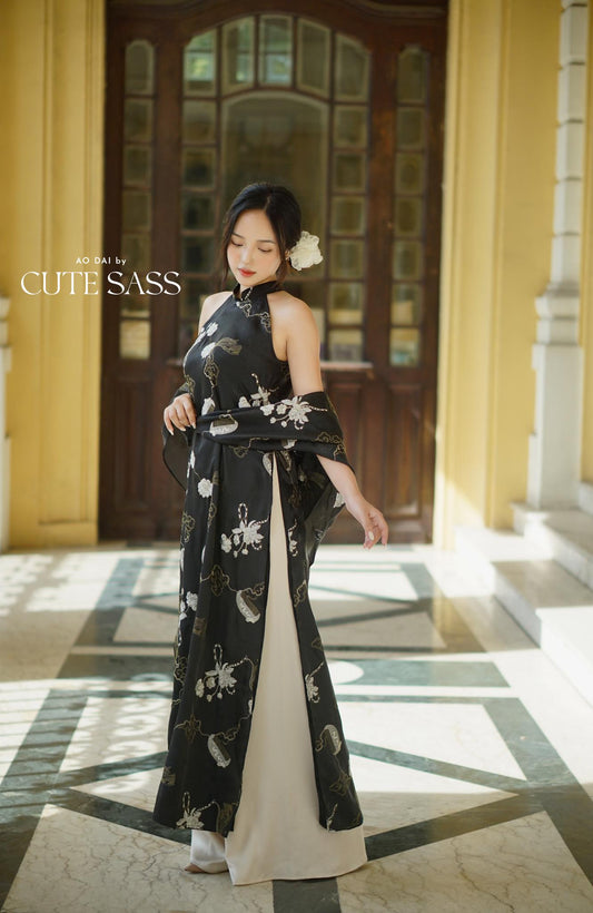 Yen - Black/Gold Eclipse Yem-Inspired Ao Dai Top Only, No Pants| Pre-made Modernized Vietnamese Sleeveless Ao Dai| Lunar New Year| AoDaibyCuteSass