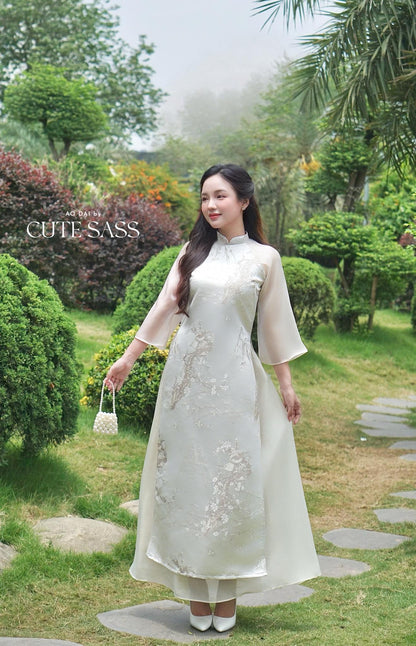 Yen - Silver/Cream Mountain Ao Dai with Skirt 19B| Pre-made Modernized Vietnamese Ao Dai| Lunar New Year AoDaibyCuteSass