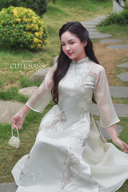 Yen - Silver/Cream Mountain Ao Dai with Skirt 19B| Pre-made Modernized Vietnamese Ao Dai| Lunar New Year AoDaibyCuteSass