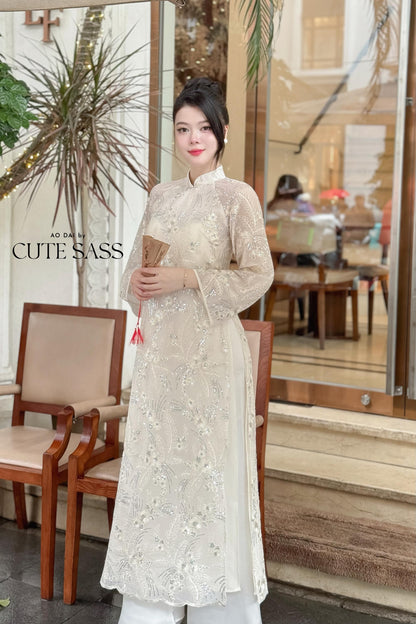 Yen - White Moonbeam Shifted Ao Dai Top Only, No Pants|Pre-made Vietnamese Women Ao Dai with Pants | Lunar New Year|Ao Dai Cach Tan AoDaibyCuteSass
