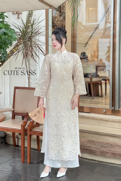 Yen - White Moonbeam Shifted Ao Dai Top Only, No Pants|Pre-made Vietnamese Women Ao Dai with Pants | Lunar New Year|Ao Dai Cach Tan AoDaibyCuteSass