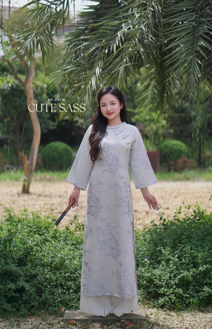 Yen - Silver/Blue Mountain Bows Ao Dai Top Only, No Pants 43A AoDaibyCuteSass