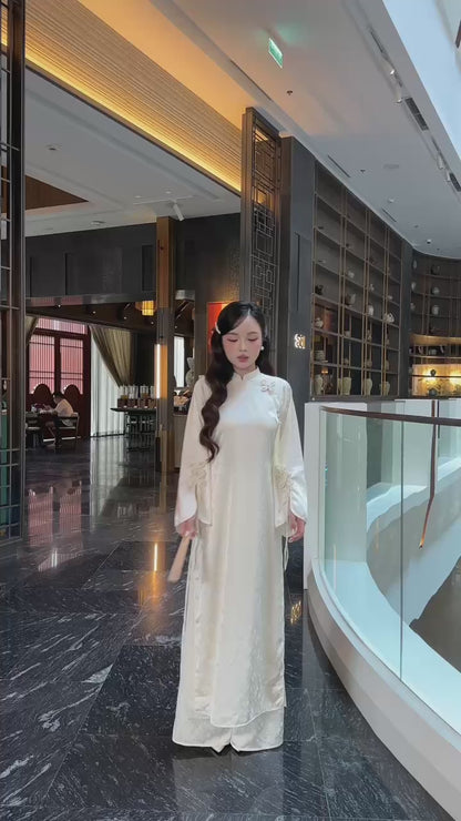Linh Vy - Cream Shifted Vows Long Sleeve Bows Ao Dai Set 13C
