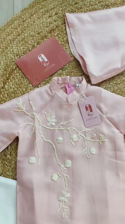 Mom and Daughter Pink Ribbons Matching Ao Dai Set