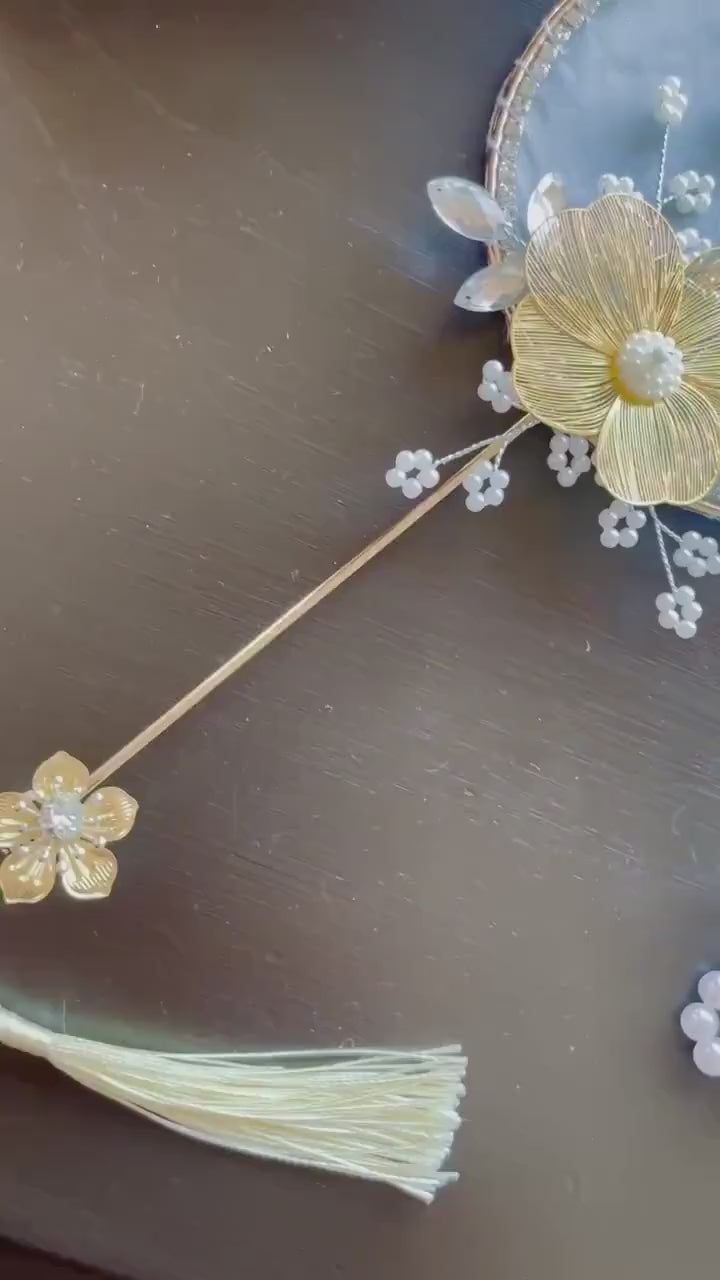 LUNA FLORA Gold Blossom Mini Fan #1