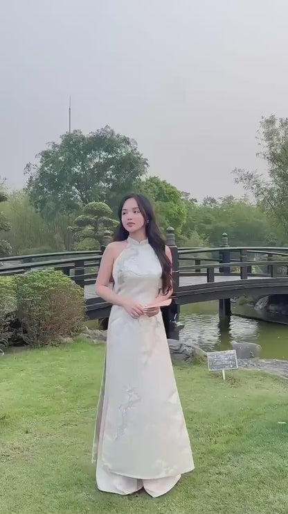 Yen - Silver/Cream Mountain Yem-Inspired Ao Dai Top Only, No Pants 8A